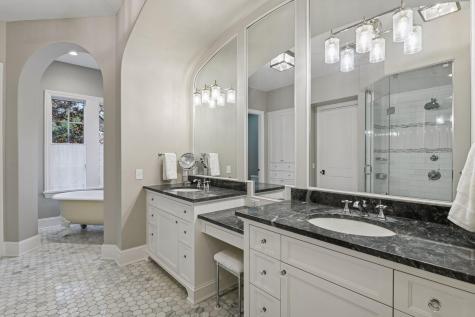 425 Carpenters Point Wayzata MN 55391
