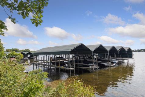 425 Carpenters Point Wayzata MN 55391