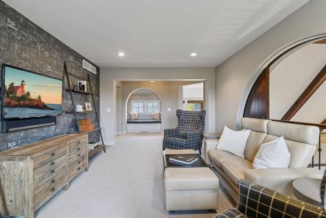 425 Carpenters Point Wayzata MN 55391