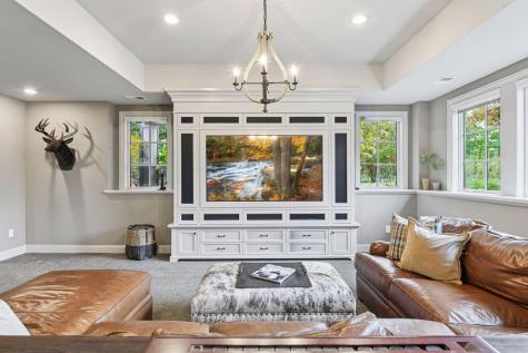425 Carpenters Point Wayzata MN 55391