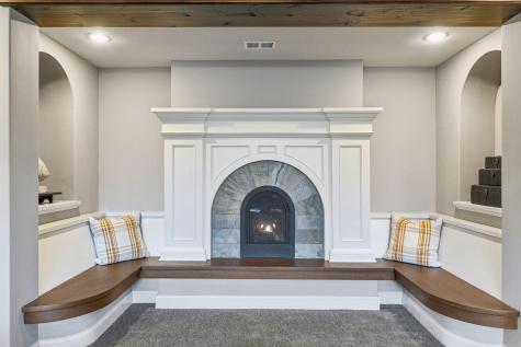 425 Carpenters Point Wayzata MN 55391