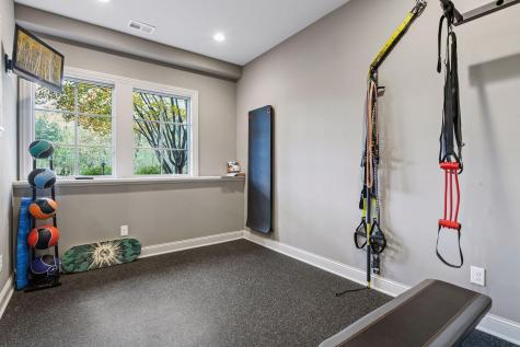 425 Carpenters Point Wayzata MN 55391