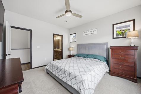 7238 27th Street S Fargo ND 58104