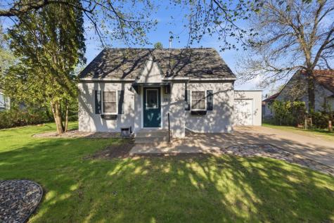 1518 Pennsylvania Avenue Brainerd MN 56401