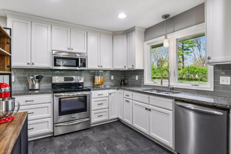 3825 Saratoga Lane N Plymouth MN 55441