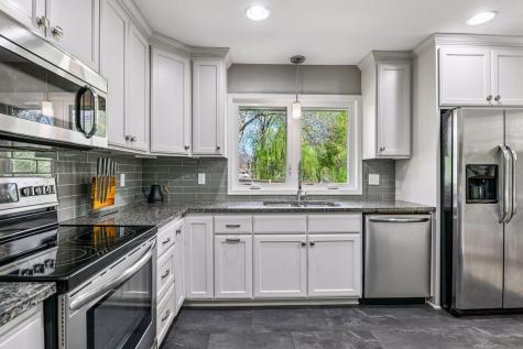 3825 Saratoga Lane N Plymouth MN 55441