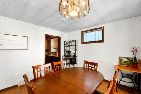 1127 8th Avenue S Fargo ND 58103