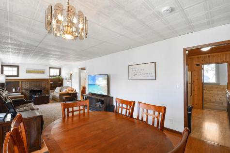 1127 8th Avenue S Fargo ND 58103