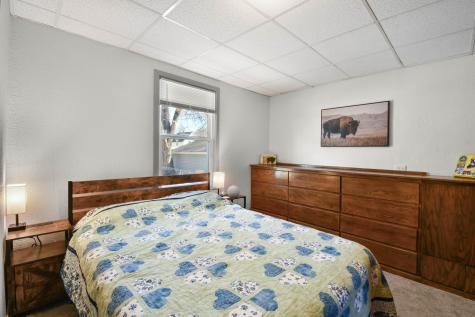 1127 8th Avenue S Fargo ND 58103
