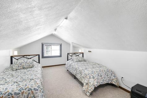 1127 8th Avenue S Fargo ND 58103