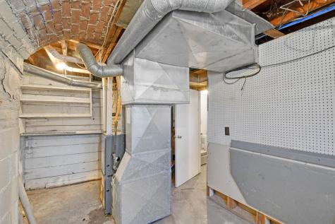 1127 8th Avenue S Fargo ND 58103