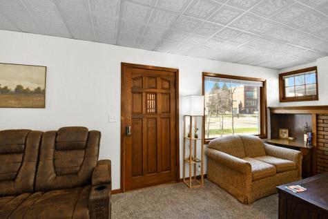 1127 8th Avenue S Fargo ND 58103