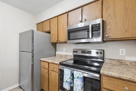 3 Somerset Drive Waconia MN 55387