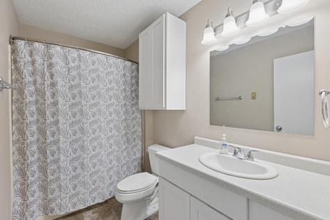 3 Somerset Drive Waconia MN 55387