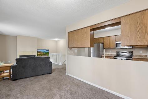 3 Somerset Drive Waconia MN 55387