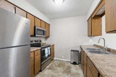 3 Somerset Drive Waconia MN 55387