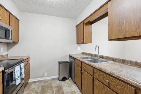 3 Somerset Drive Waconia MN 55387