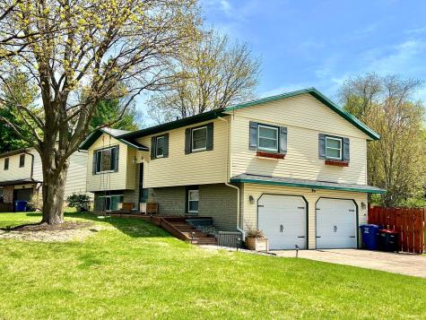 3521 Graves Drive Red Wing MN 55066