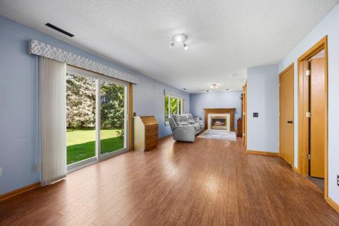 16105 Inglewood Drive Lakeville MN 55044