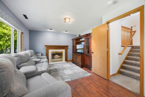16105 Inglewood Drive Lakeville MN 55044