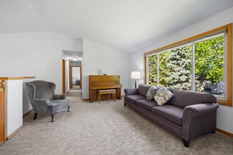 16105 Inglewood Drive Lakeville MN 55044