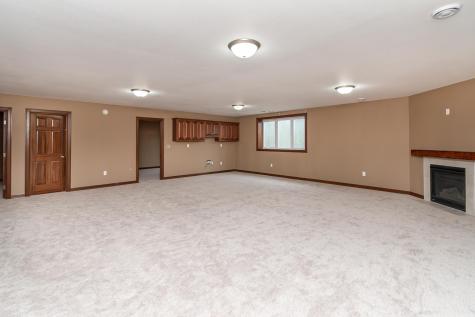 1220 Legion Lane W West Fargo ND 58078