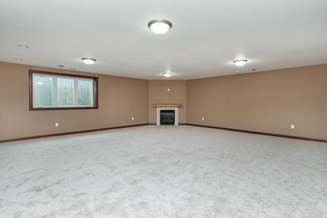 1220 Legion Lane W West Fargo ND 58078