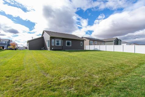 1220 Legion Lane W West Fargo ND 58078