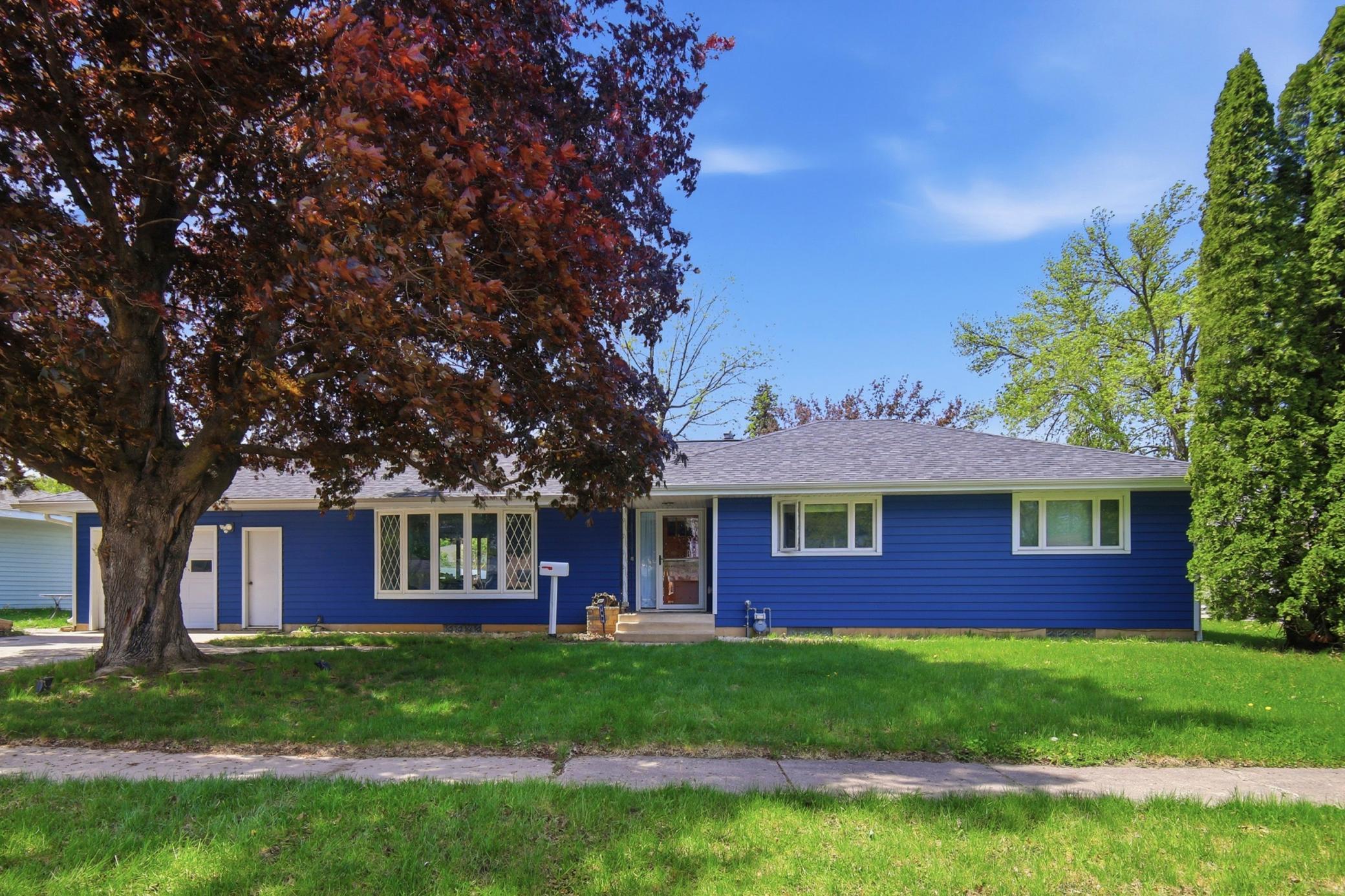 105 21st Street NW Austin MN 55912