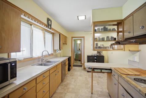 105 21st Street NW Austin MN 55912