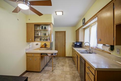 105 21st Street NW Austin MN 55912