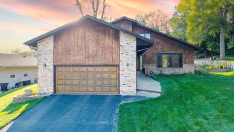 747 5th Avenue NW Valley City ND 58072