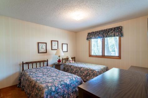 747 5th Avenue NW Valley City ND 58072