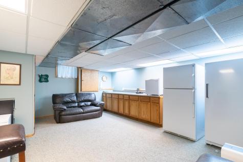 747 5th Avenue NW Valley City ND 58072