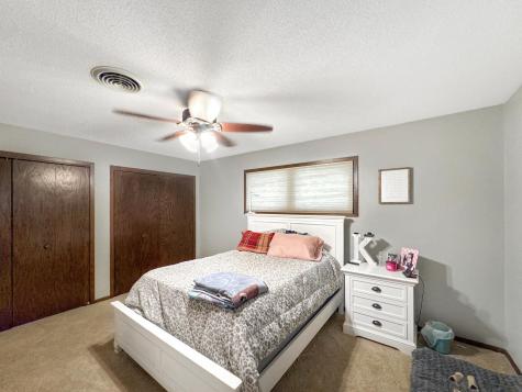 3033 Redwood Avenue Slayton MN 56172