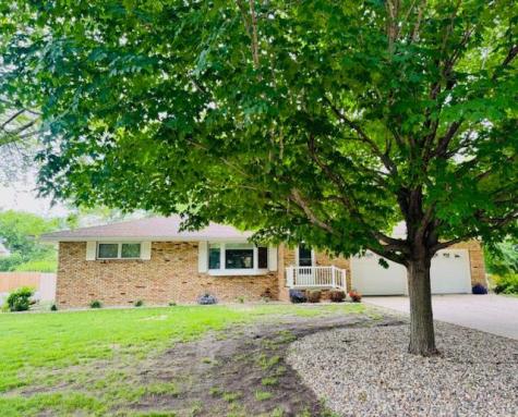 3033 Redwood Avenue Slayton MN 56172