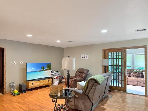 3033 Redwood Avenue Slayton MN 56172