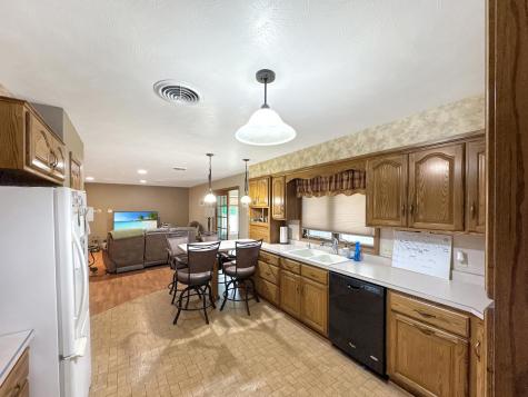 3033 Redwood Avenue Slayton MN 56172