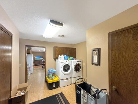 3033 Redwood Avenue Slayton MN 56172