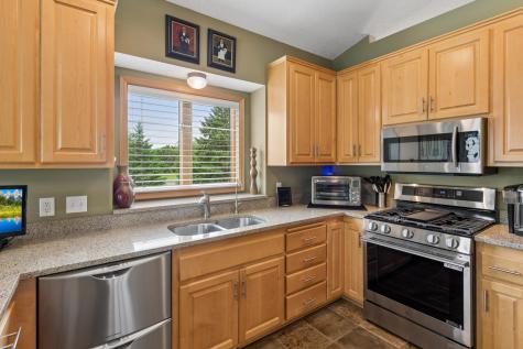 9009 Sutton Drive Eden Prairie MN 55347