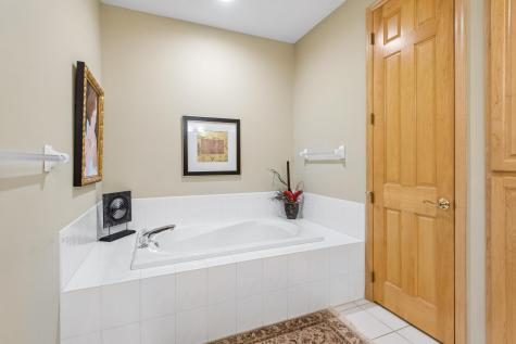 9009 Sutton Drive Eden Prairie MN 55347