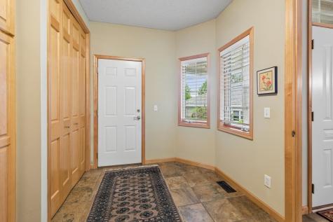 9009 Sutton Drive Eden Prairie MN 55347