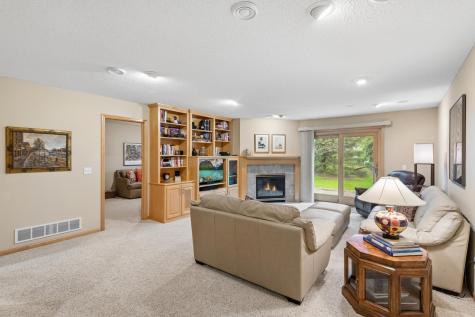 9009 Sutton Drive Eden Prairie MN 55347