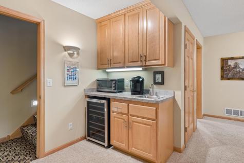 9009 Sutton Drive Eden Prairie MN 55347