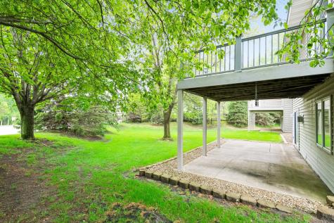 9009 Sutton Drive Eden Prairie MN 55347