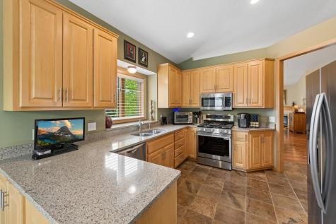 9009 Sutton Drive Eden Prairie MN 55347