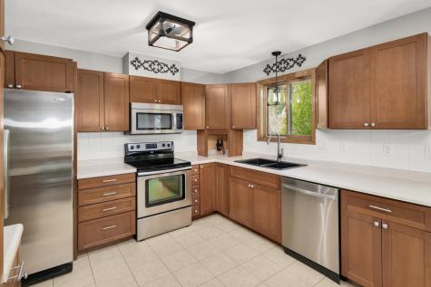 5234 Credit River Road SE Prior Lake MN 55372
