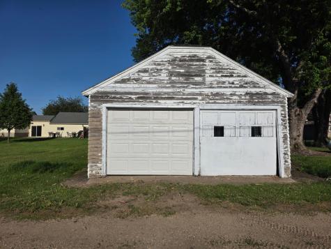 206 N Brook Avenue Porter MN 56280