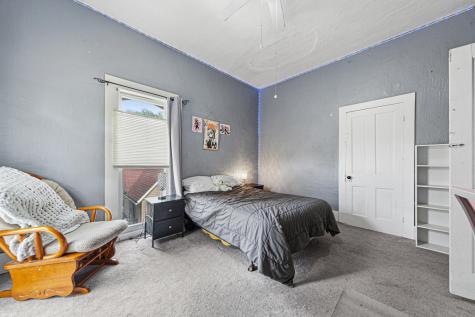 228 W 4th Street Blue Earth MN 56013