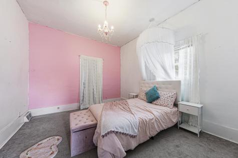 228 W 4th Street Blue Earth MN 56013
